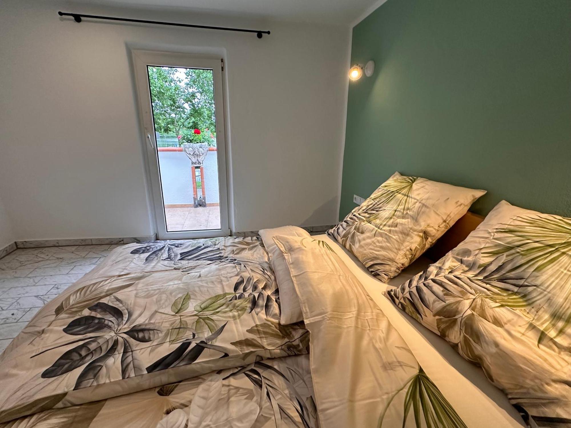 Hafenperle Villa Wiesbaden Exteriör bild